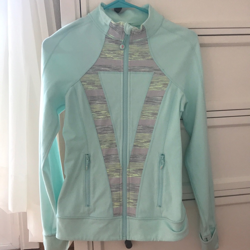 LULU LEMON IVIVVA SPORTS JACKET